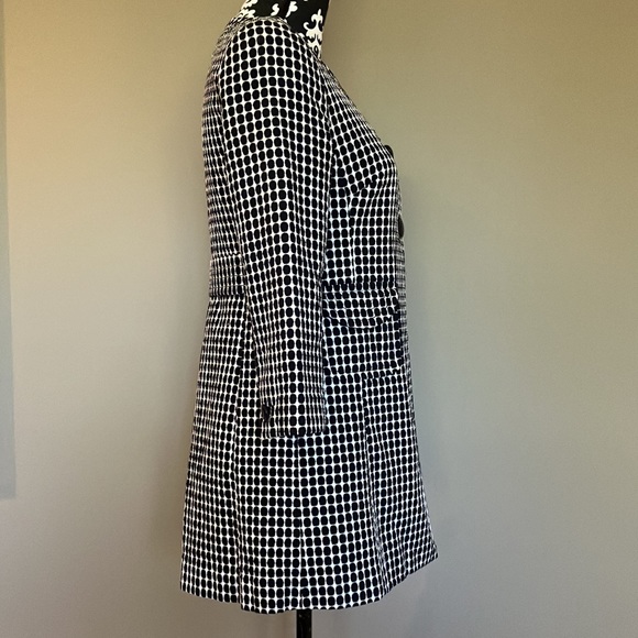 Fabulous black and white car coat/blazer. - Picture 6 of 16